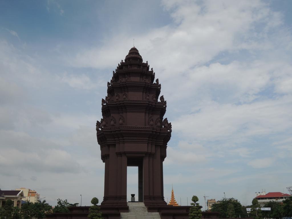 The Happy House Pansiyon Phnom Penh Dış mekan fotoğraf